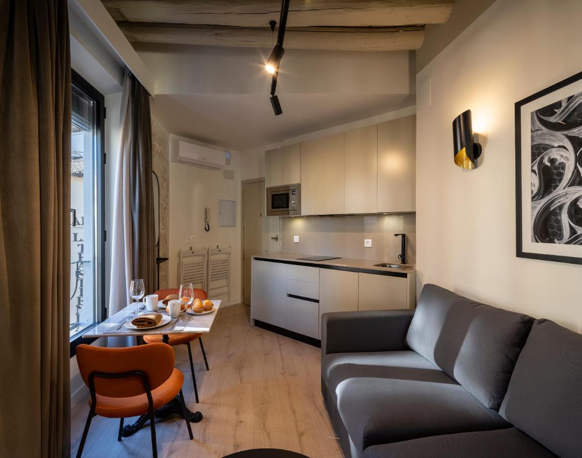 Home4U, Plaza Nueva 3 格拉纳达 外观 照片